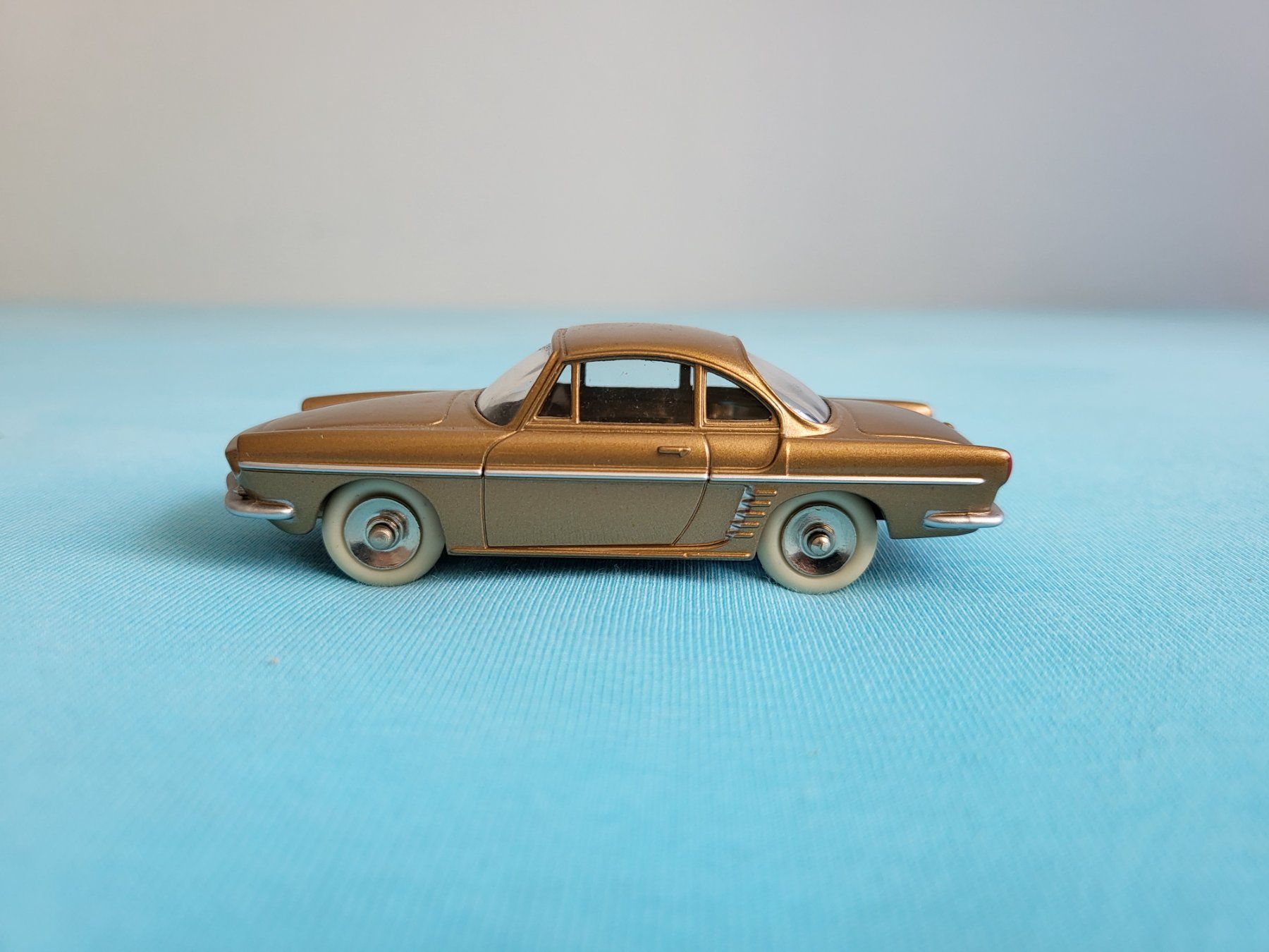 Renault Modellautos: Renault Floride, Dinky Toys – Neu (gemäss Beschreibung) aus Glattbrugg von PhilKrill 1