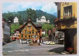 Sarnen, Dorfpartie mit Landenberg