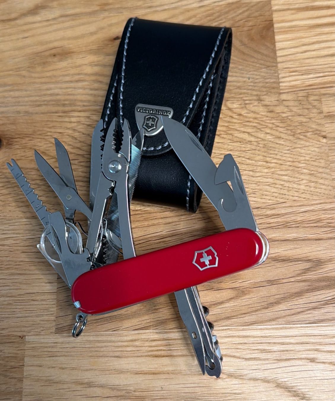 Victorinox Coltelli tascabile: VICTORINOX TASCHENMESSER MIT ETUI – Nuovo (secondo la descrizione) da Zürich venduto da Frei-Occasionen 6