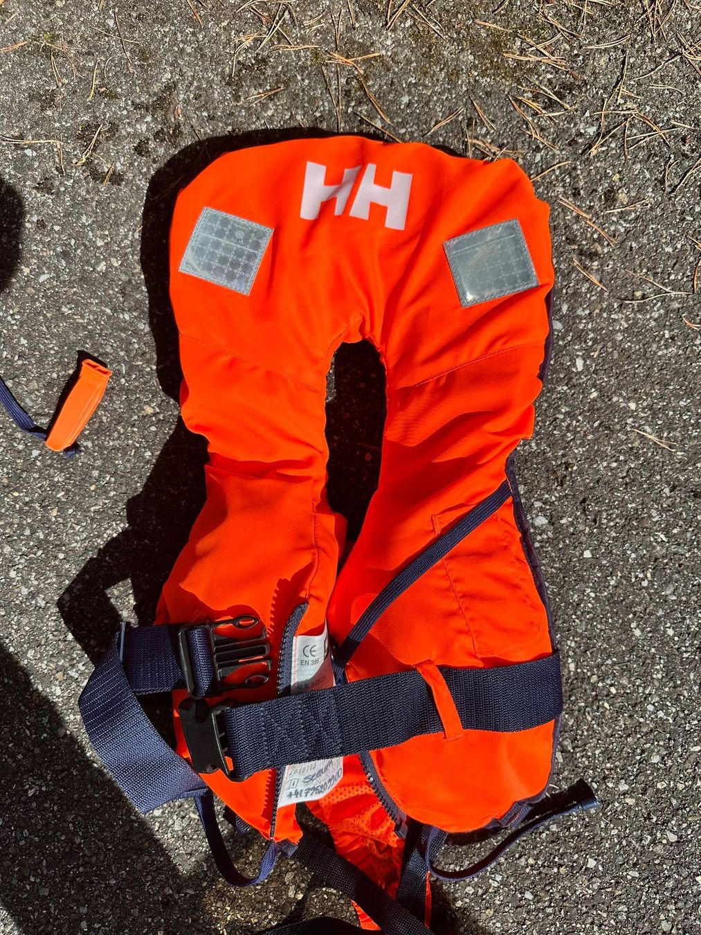 Helly Hansen Gilets de sauvetage: CHILDRENS HELLY HANSEN LIFEWEST – D'occasion à ZUMIKON par eds_6p7m 2