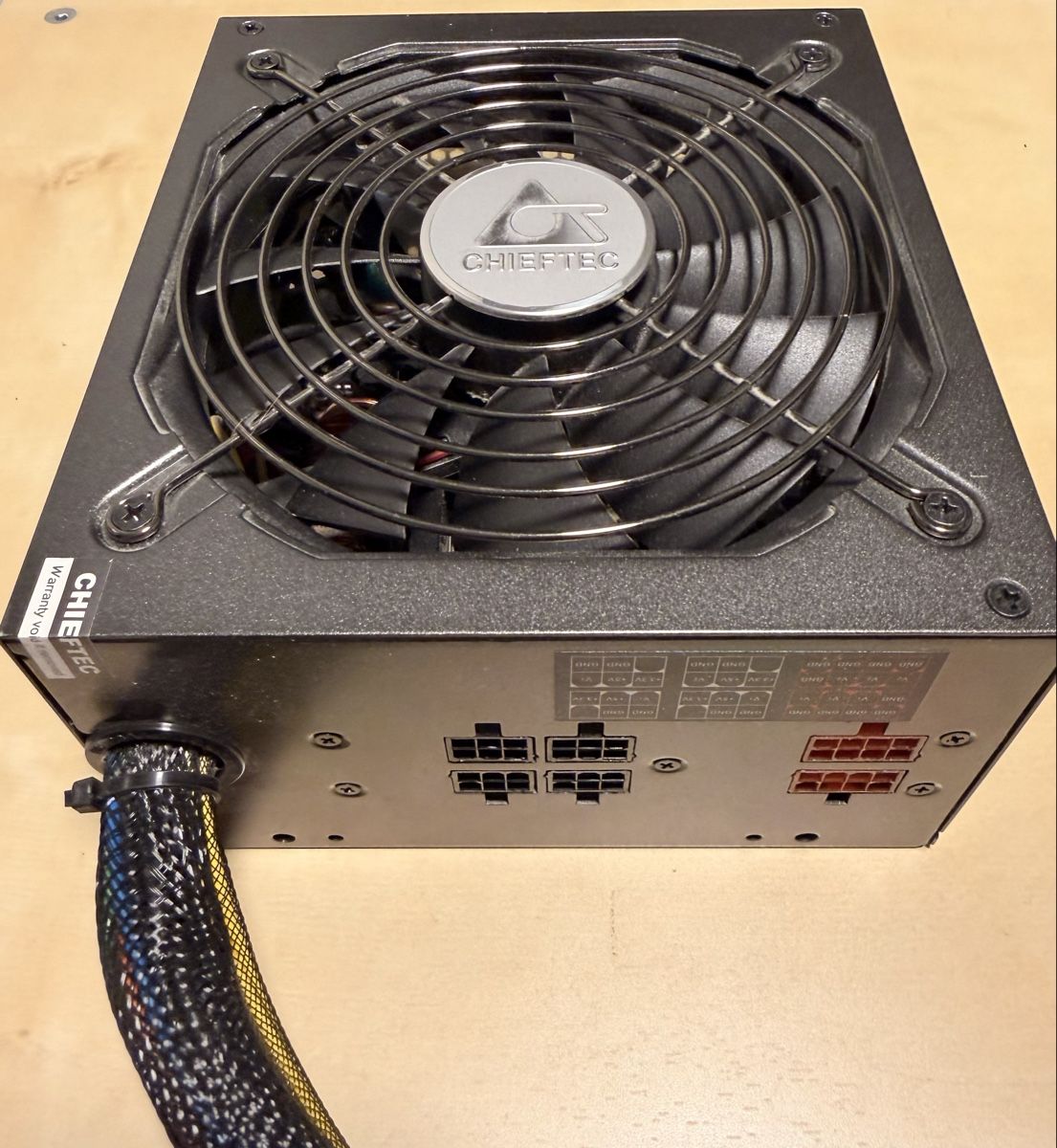 Chieftec Componenti elettronici: Chieftec APS-550C 550W Netzteil – Usato da Heerbrugg venduto da predch 3