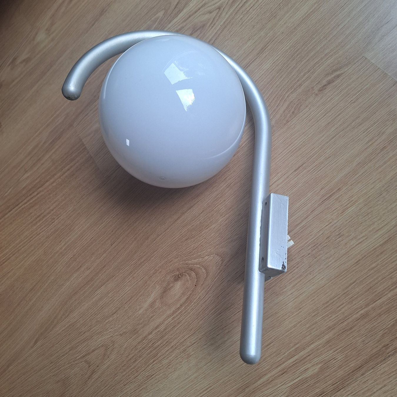 Lampen: 2 x Aussenwandleuchte mit 25cm globus – Gebraucht aus Waedenswil von apple-cor