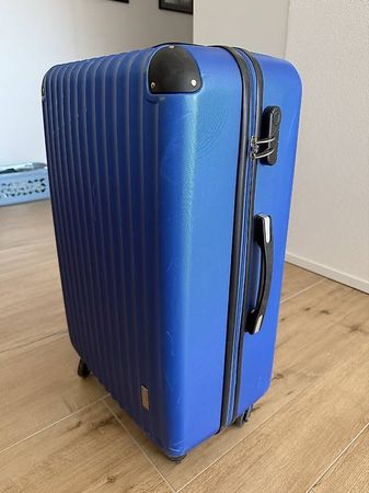 Grosser Koffer blau