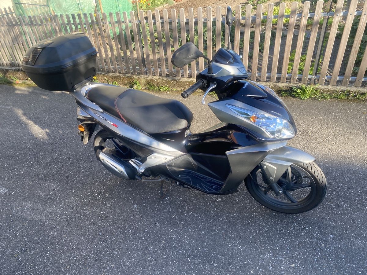 Honda Scooter: Motorroller – Usato da Leimiswil venduto da Fendt_8787 1