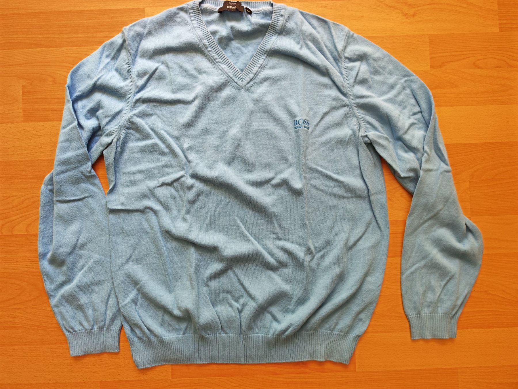 Hugo Boss Maglioni & Felpe: BOSS Hugo Boss Herren V Pullover Hellblau Gr. M / Regular – Usato da Pfäffikon SZ venduto da mat_qgm9