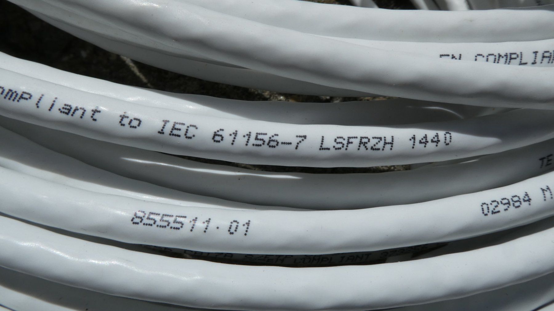 Cavi: 65 Meter Netzwerkkabel Cat. 7a TE Connectivity – Nuovo (secondo la descrizione) da Lausen venduto da Vectrex1 2