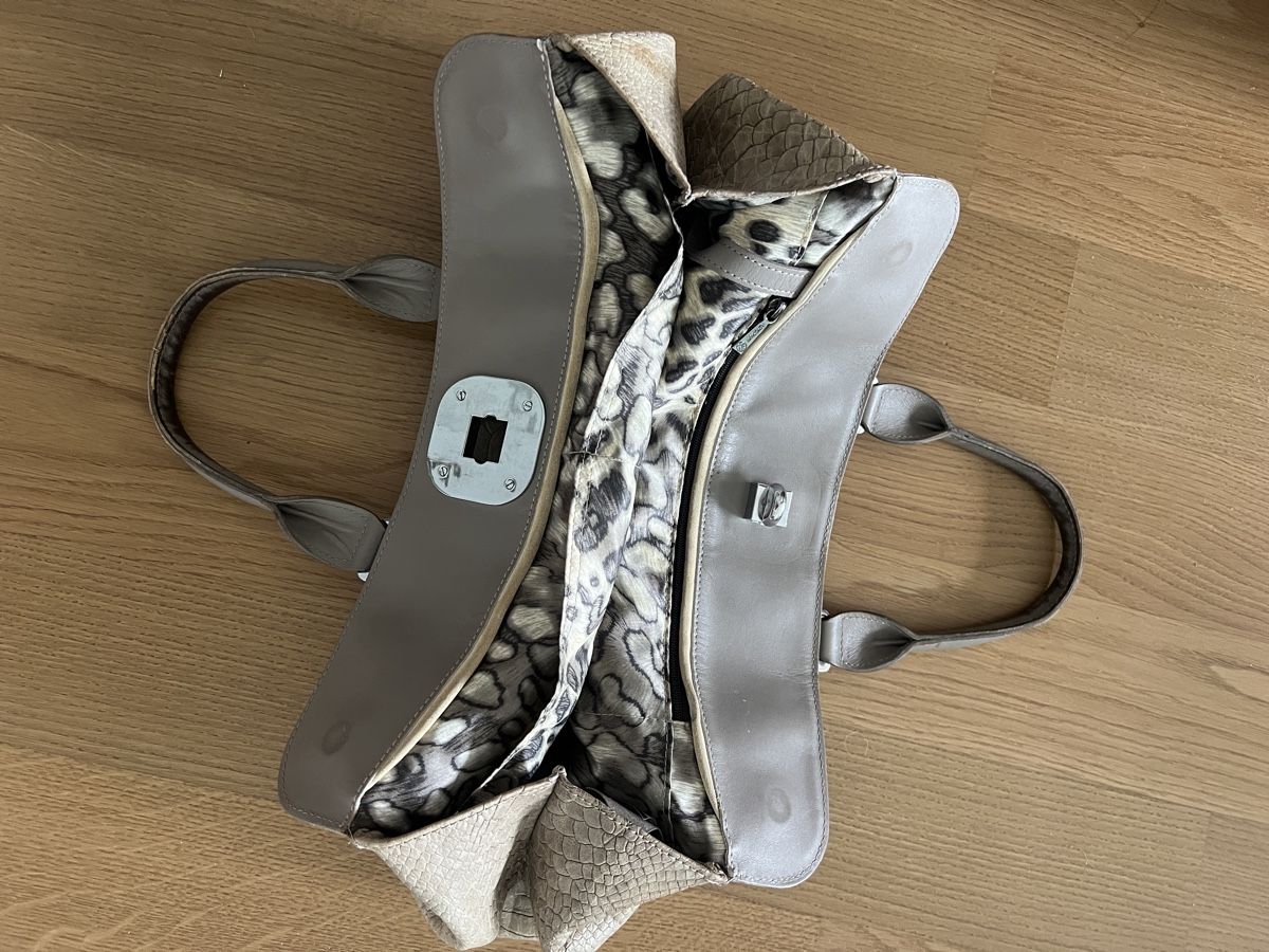 Longchamp Taschen für Damen: Sac Longchamp Gatsby - cuir serpent & intérieur léopard – Gebraucht aus Lausanne von Stephaniesdressing 8