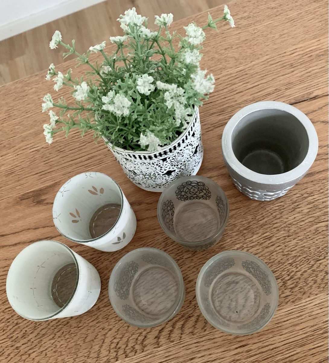 Tutte le decorazioni: Deko Set – Usato da Kradolf venduto da AlexiaEugster 1