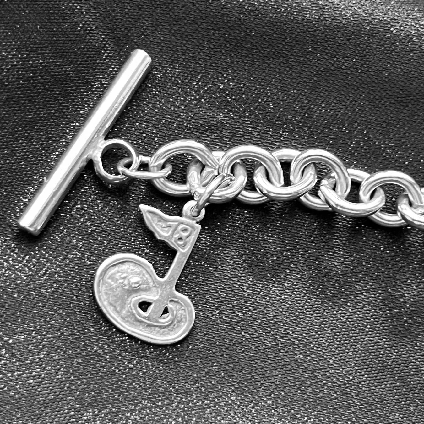 Armbänder & -reifen: Armband mit Charms – Gebraucht aus ST. GALLENKAPPEL von EliB 2