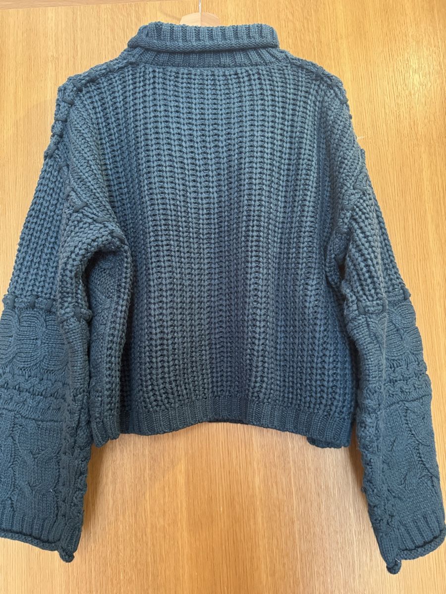Pulls & Sweat-shirts: Grüner Strick-Pulli – D'occasion à Grindelwald par Loredana_Crescente 1
