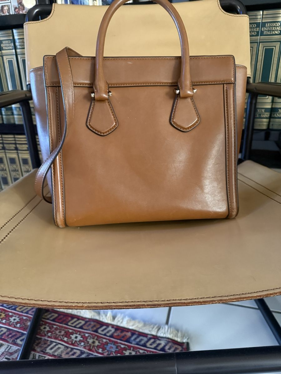 Michael Kors Taschen für Damen: Sac Michael Kors Cognac - Élégance intemporelle! – Gebraucht aus Caslano von Elena61 1