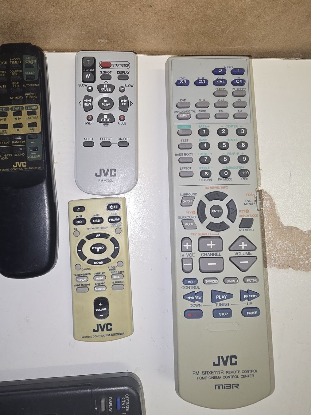 JVC Telecomandi: JVC Fernbedienung – Usato da Lenzburg venduto da cameleoncolor 4