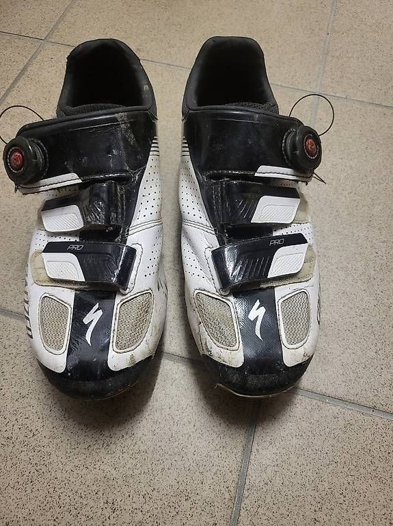 Specialized Scarpe da uomo: Speciallized Veloschuhe – Usato da Attinghausen venduto da lau_ys85