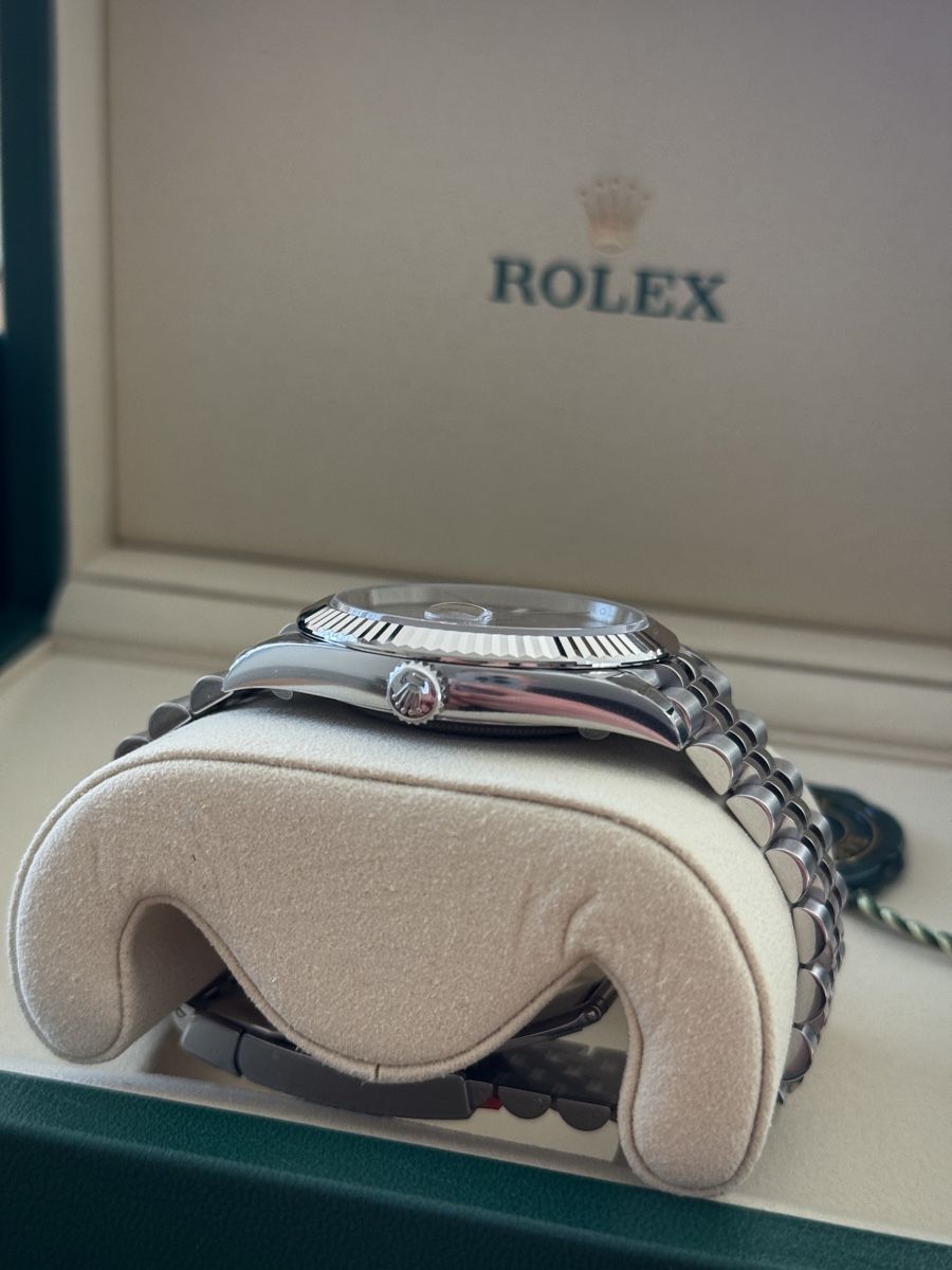 Rolex Uhren: Rolex Datejust 41 Wimbledon NEUWERTIG – Neu und originalverpackt aus Büron von Sasho_wrst 2