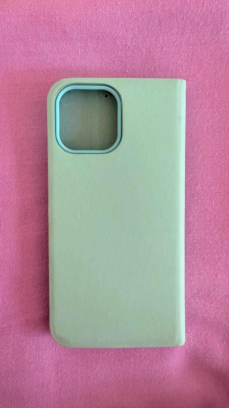 Covers & Schutzfolien: • Handycover - Cover - Hülle • – Gebraucht aus Basel von mendoza13 1