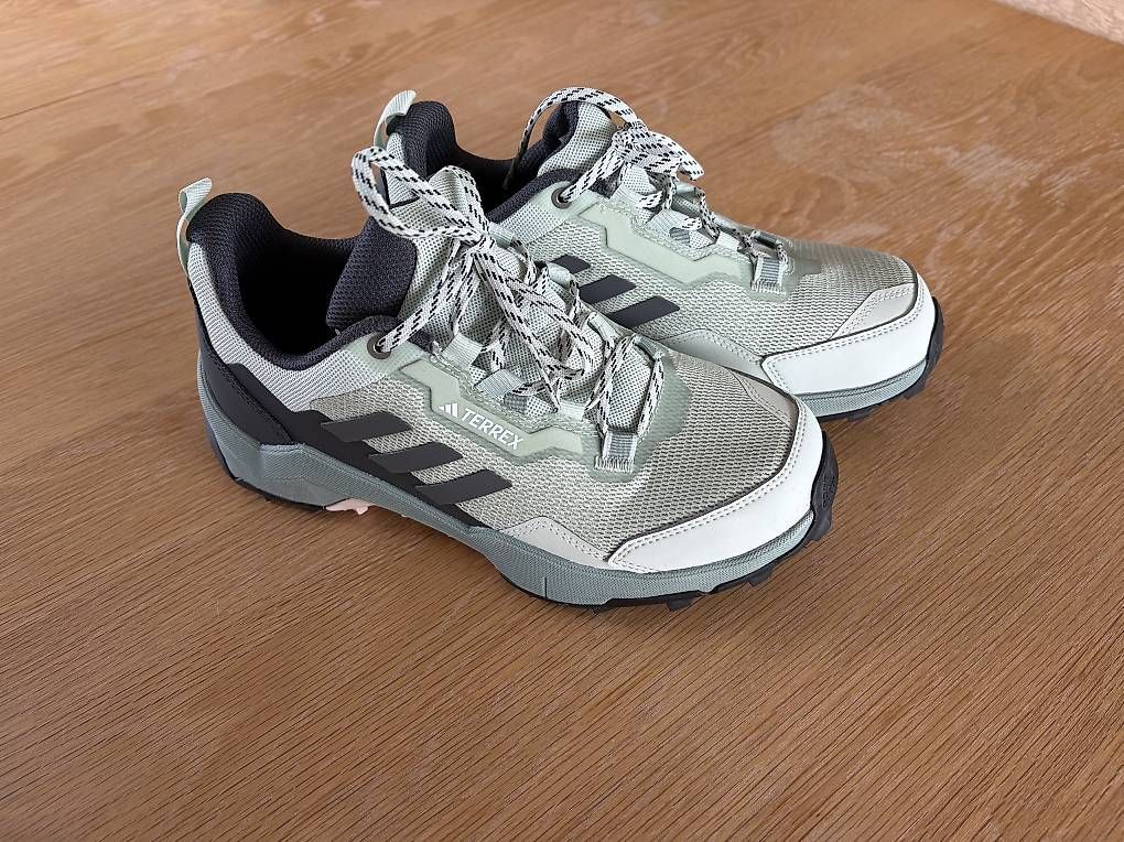 Scarpe da uomo: Adidas Terrex Wanderschuhe/ Trekkingschuhe  Gr. 37.538 – Usato da Winterthur venduto da lyd_2tj8