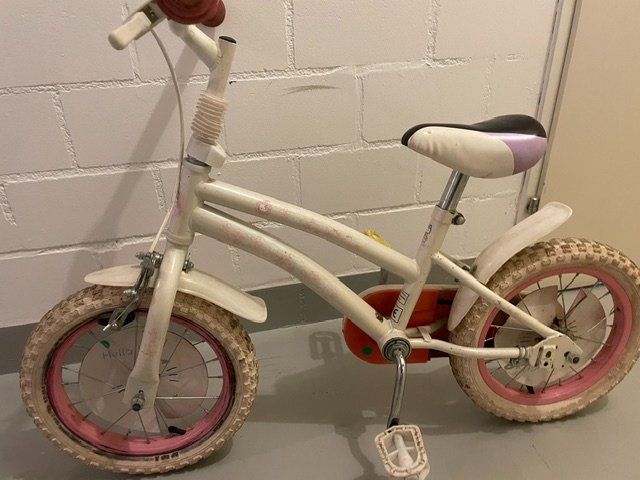 Biciclette: Hello Kitty Mädchenvelo, Kindervelo,12 Zoll – Usato da Widen venduto da Fachmaa83 4