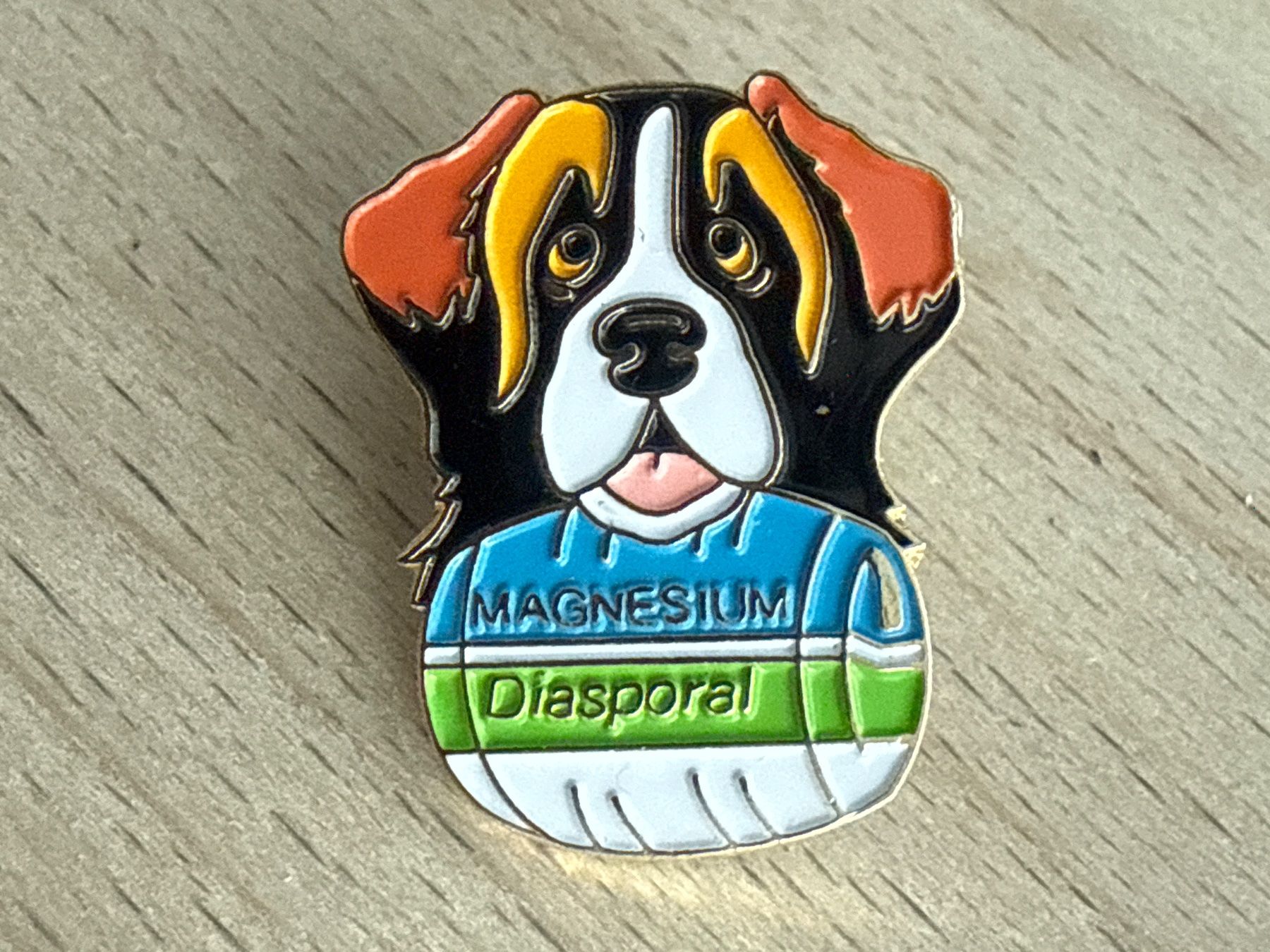Placchette & Badge: Pin Magnesium Diasporal – Usato da Glattbrugg venduto da Schweigmatt