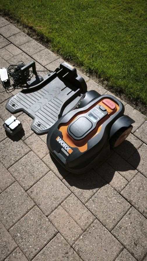 Worx Tagliaerba: WORX Landroid WG790e Rasenroboter – Usato da Laupen BE venduto da Elch55