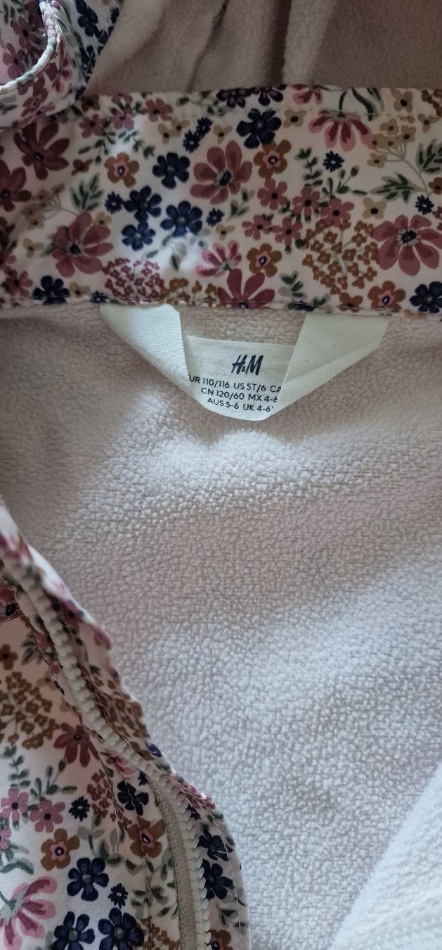 H&M Giacche & Cappotti: Softshell H&M 110/116 – Usato da Emmenbrücke venduto da Nadmorebiti 2
