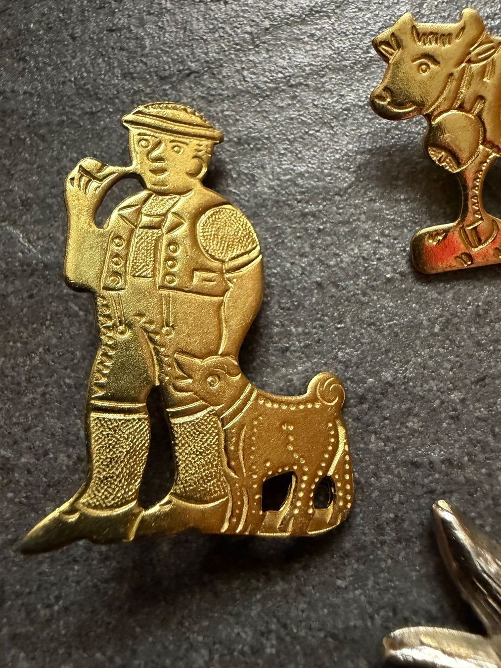 Broches & Aiguilles: Appenzeller Broschen – D'occasion à St.Gallen par Boergie 2