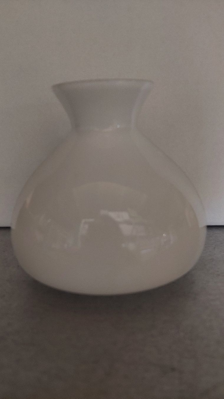 Paralumi: Lampenglas weiss, 11 cm hoch – Nuovo e nell'imballaggio originale da Ruswil venduto da kellerruswil