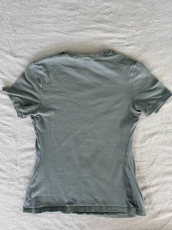 Skims T-Shirts: SKIMS T-Shirt – Gebraucht aus Wettingen von ObradovicJelena 2