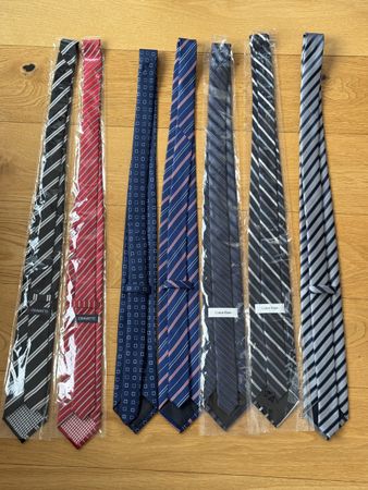Bundle of 7 Ties, various brands (Calvin Klein, …)