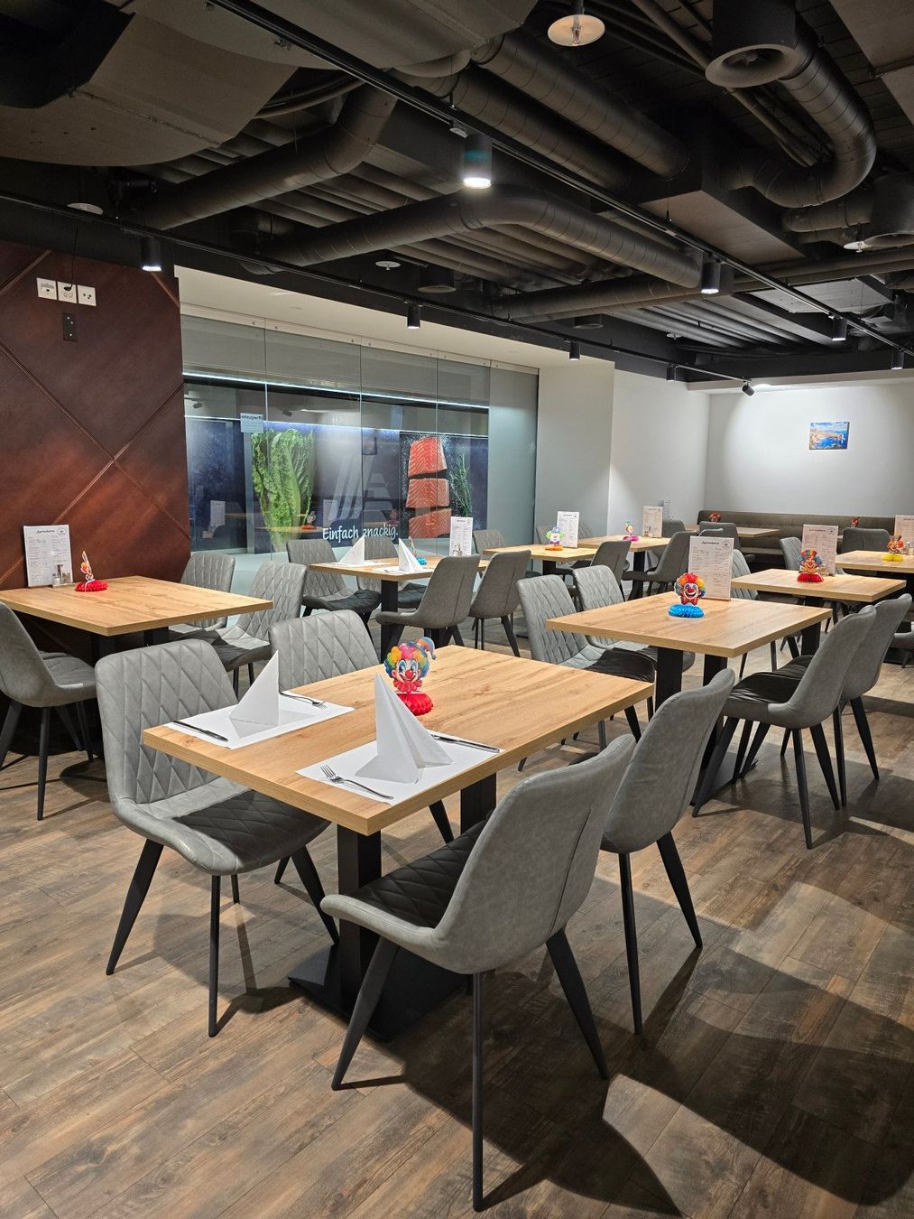 Sedie: Stylischer Restaurantstuhl-modern & elegant – Nuovo e nell'imballaggio originale da Ziegelbrücke venduto da ProfiGastro 2