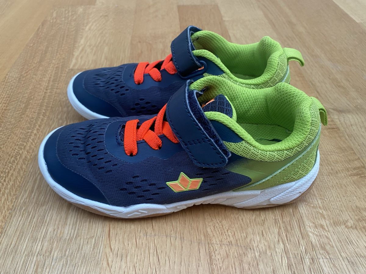 Scarpe per ragazzi: Lico Hallenschuhe Grösse 30 – Usato da Münchenstein venduto da Ladypink7 1