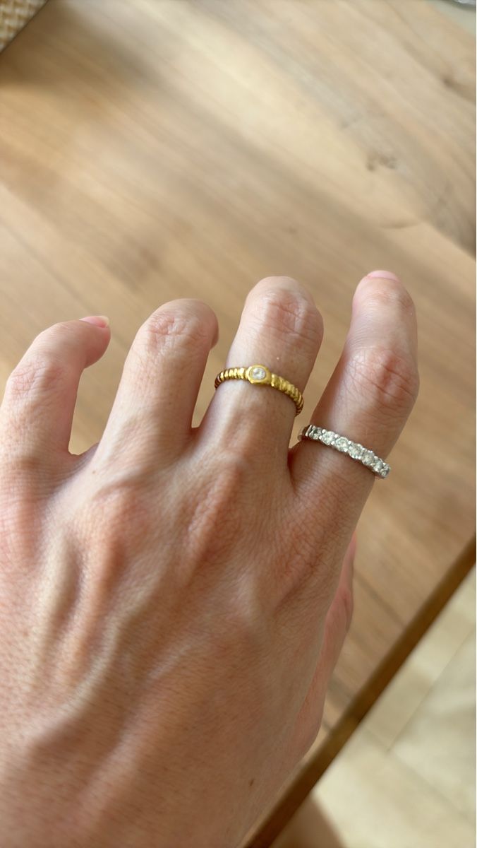 Bagues: Ring with small stone – D'occasion à Zürich par Asybb