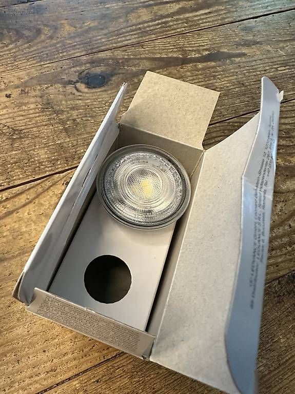 Lampade: LED 35 w, 230 lm, warm white – Usato da Arlesheim venduto da Quadda 1