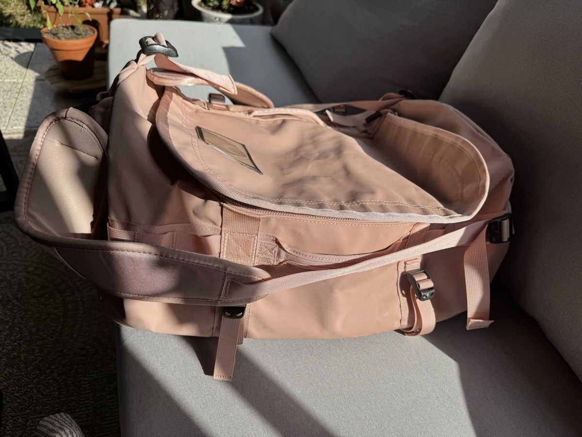 North Face Borse: The North Face Duffelbag – Usato da Zürich venduto da SimoneK01