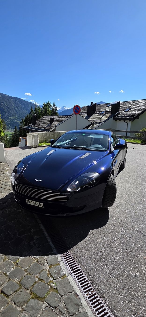 Aston Martin Autos: Aston Martin DB9 Coupe, Top Zustand. – Gebraucht aus Laax GR von Laax007 1