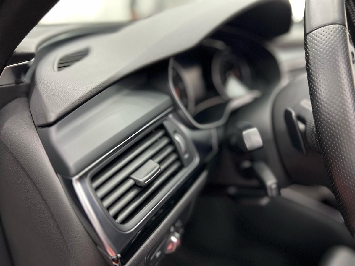 Audi Automobili: Audi a6 2.0 TDI Kombi  – Usato da Domat/Ems venduto da bob_j6wg 3
