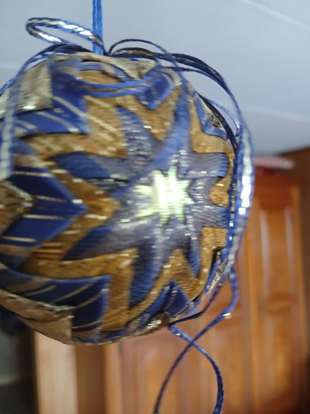 Tutte le decorazioni: dekorative Weihnachtskugel – Usato da Boswil venduto da Aludo 1