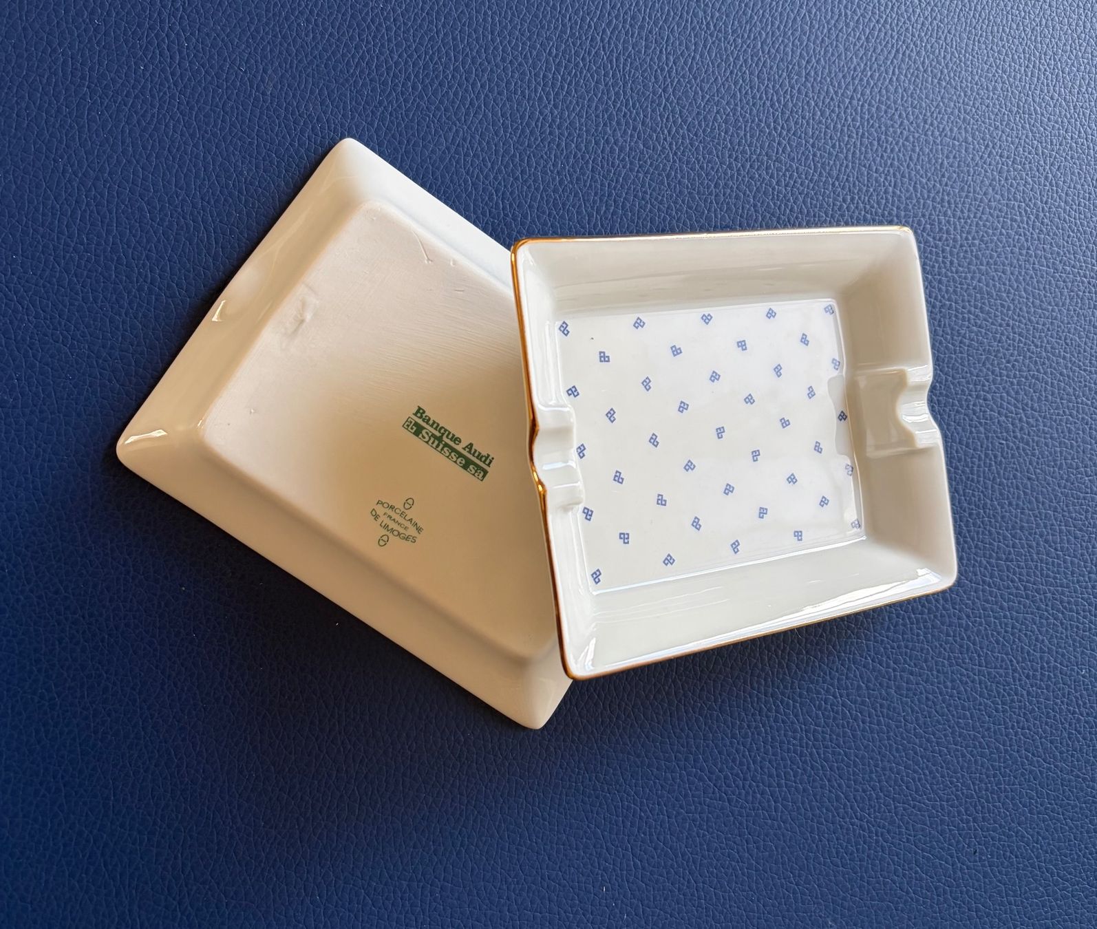Portacenere: Rare ensemble de cendriers de collection Banque Audi – Nuovo e nell'imballaggio originale da Commugny venduto da rit_5lq2 8