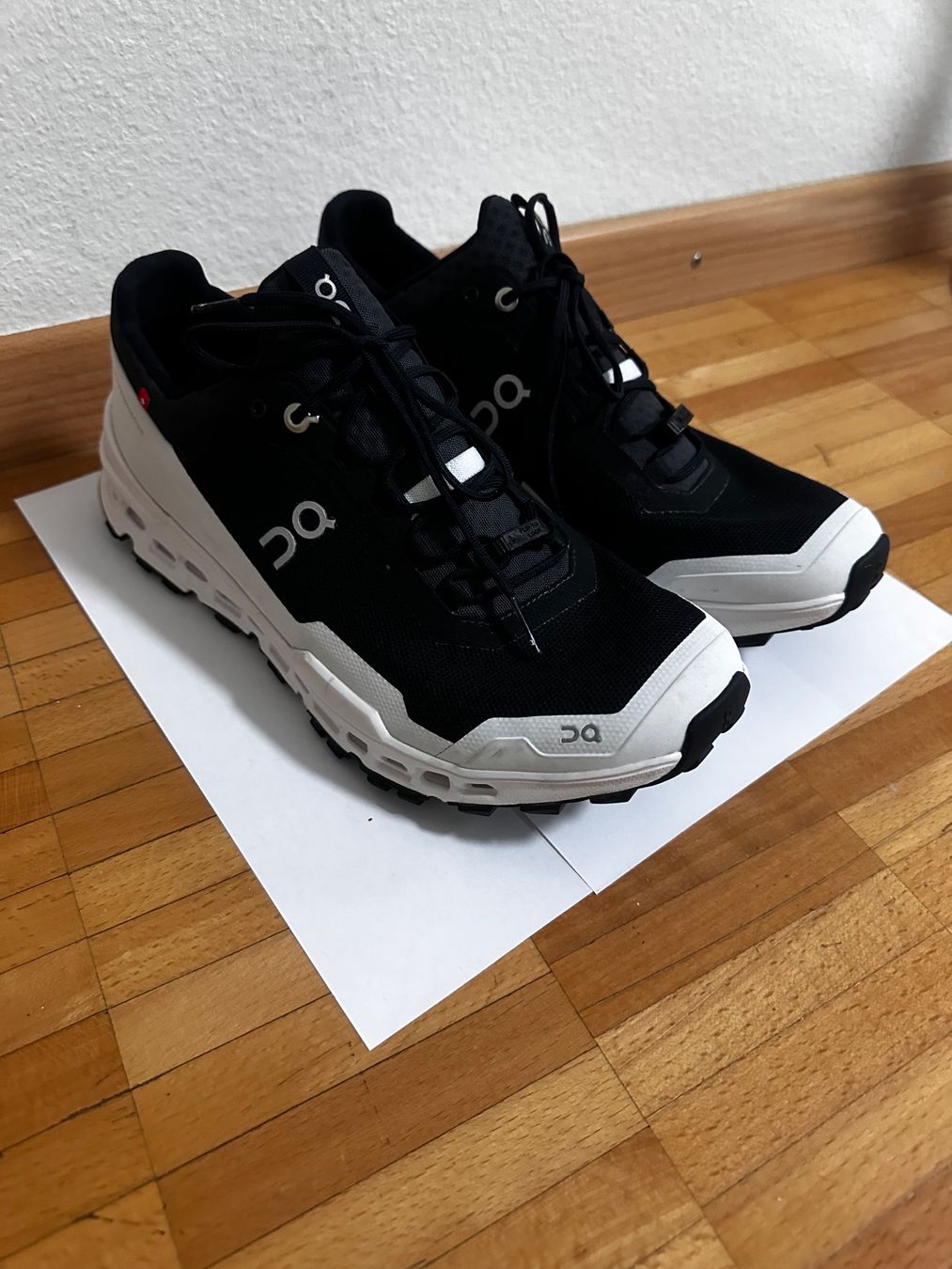 On Damenschuhe: On Cloud Schuhe – Neu (gemäss Beschreibung) aus Zürich von fer_mhr9 1