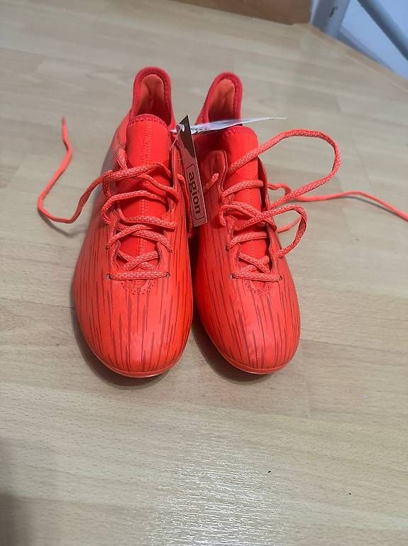 Adidas Scarpe da uomo: Adidas Fussballschuhe – Nuovo (secondo la descrizione) da Lupfig venduto da Pluribus 1