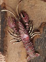 Rassige Hummer Brosche mit rosa Strass-Steinchen