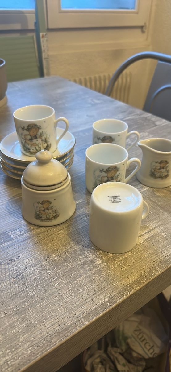 Set di piatti: Espresso Service Hummel – Usato da Männedorf venduto da Siron