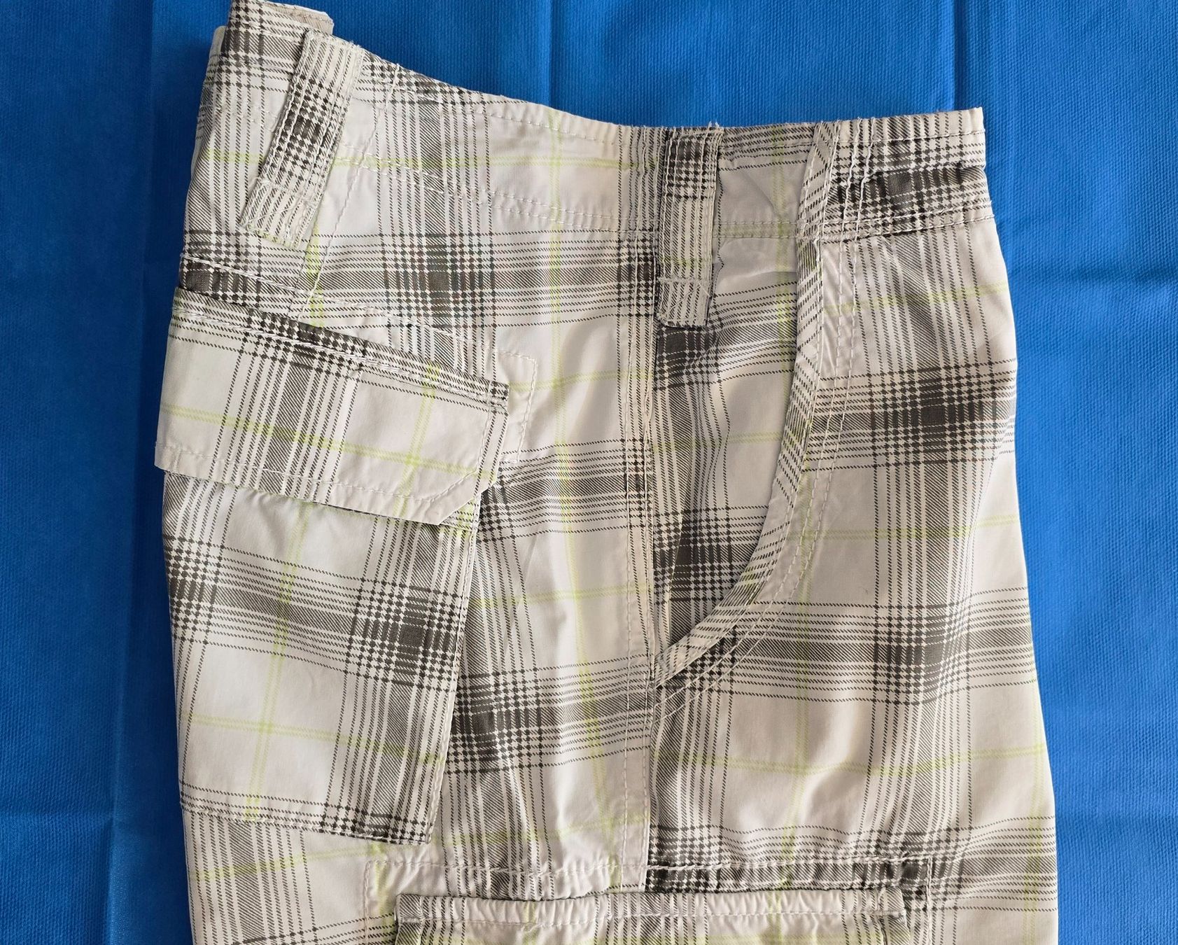 C&A Hosen: C&A Shorts Gr. M (48) – Neu (gemäss Beschreibung) aus Wabern von Irakene 9