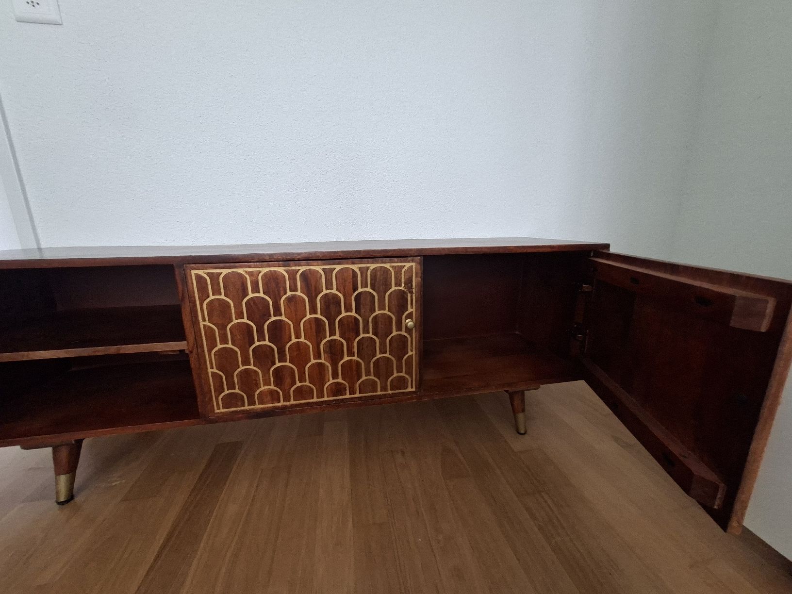 Cassettiere: Kare Design Lowboard Holz mit Muster  – Usato da Emmenbrücke venduto da inVinoVeritas88 1