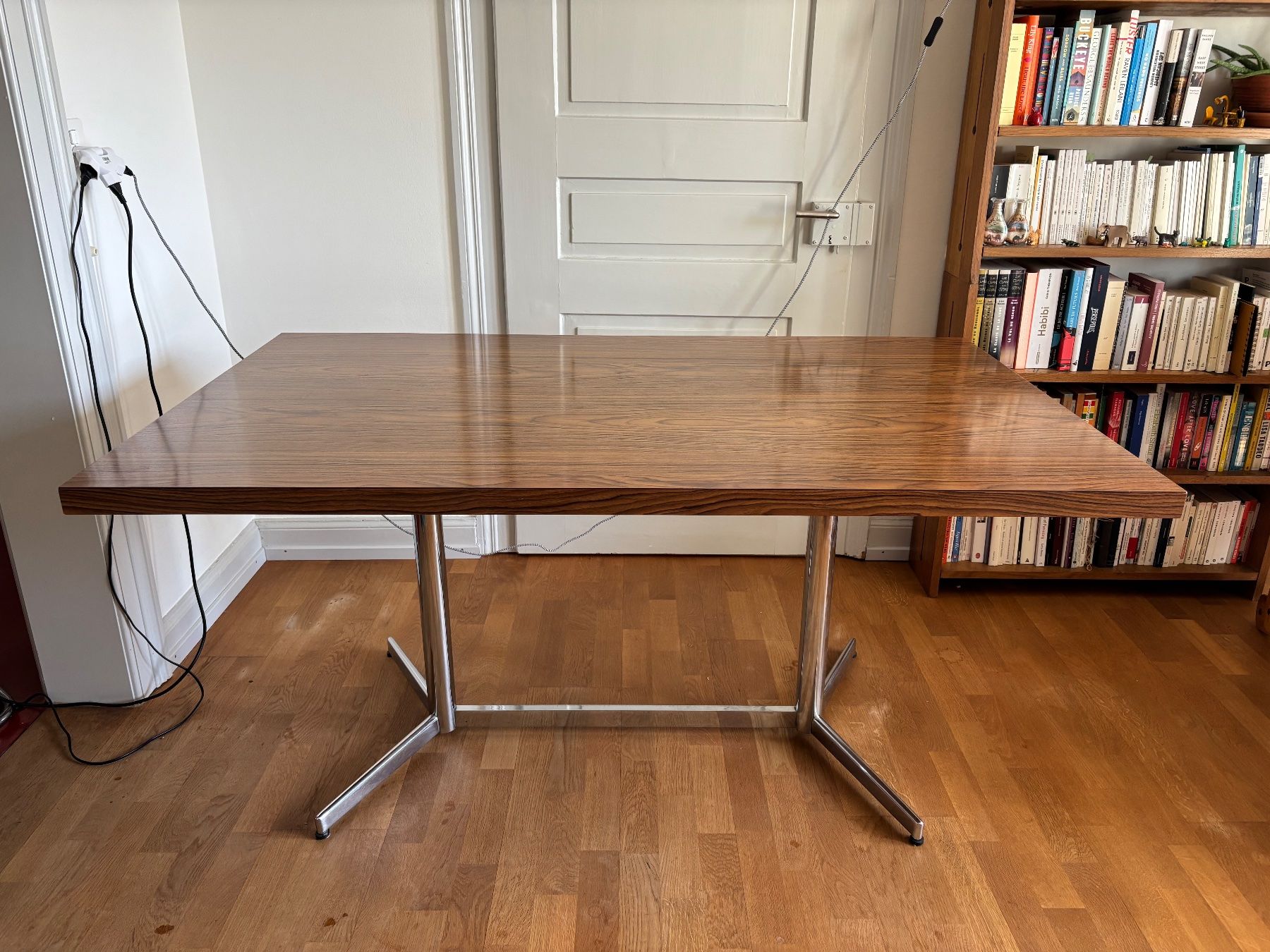 Tavoli: vintage formica and steel dinner table – Usato da Zürich venduto da chady88
