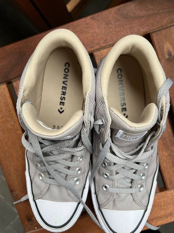 Scarpe da uomo: Converse Schuhe Gr. 42 grau – Usato da Bern venduto da FeSe 3
