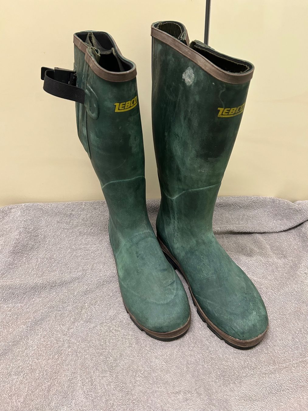 Scarpe da uomo: Zebco Gummistiefel Grösse 41 – Usato da Eglisau venduto da swisstaurus