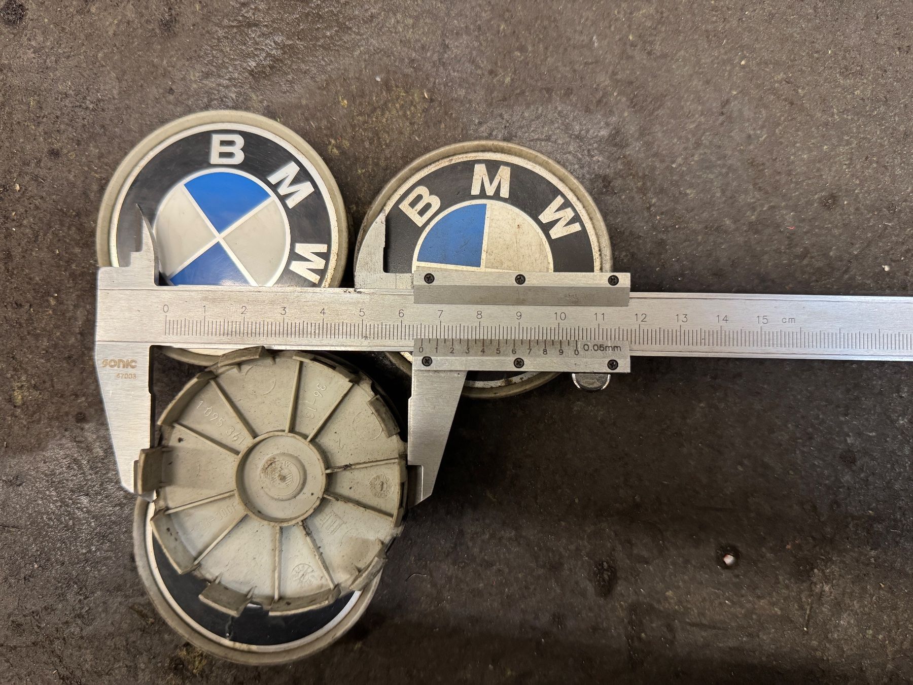 BMW Alle Autoersatzteile: Raddeckel BMW – Gebraucht aus Widen von Dinero02 2