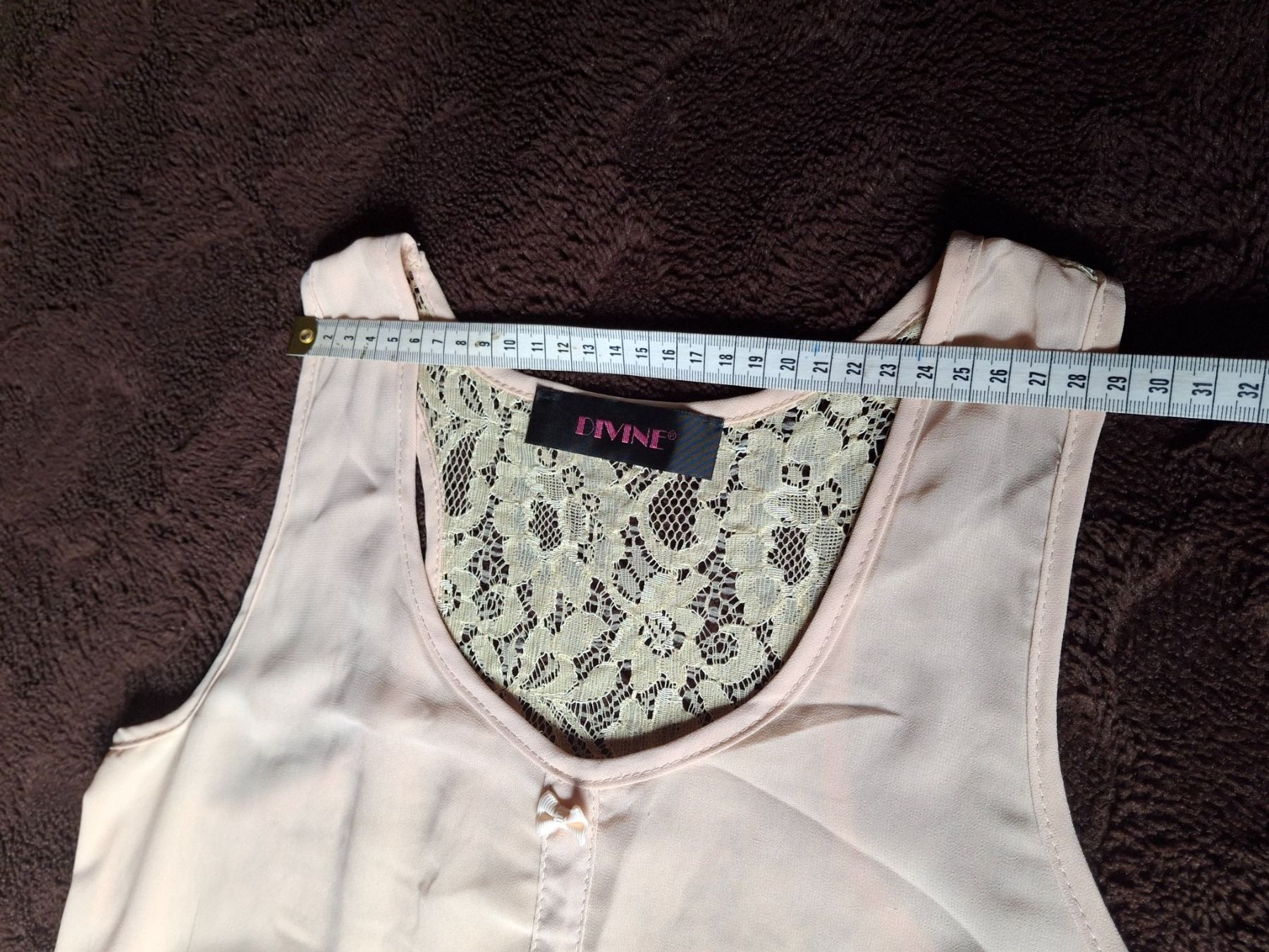 Tops: Haut dentelle taille S marque Divine – Gebraucht aus Villiers von san_jn5w 1
