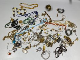 LOT Modeschmuck / Schmuck Konvolut //i499