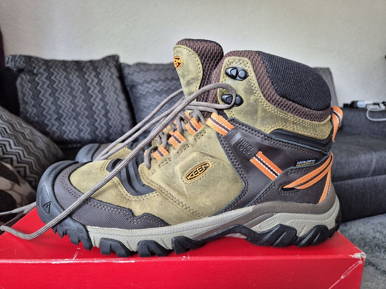 Keen Herrenschuhe: Wanderschuhe von Keen 43 – Gebraucht aus Wittenbach von tsc_5tyv 2